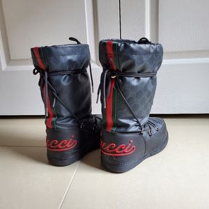 Auth. Gucci Moon Boots